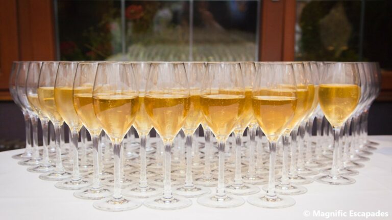 Magnific escapades - food & wine